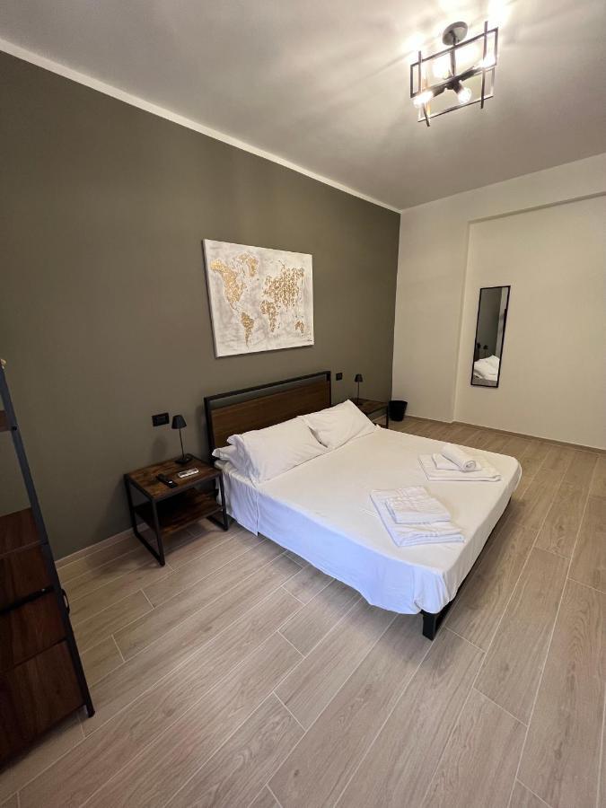 Medusa Duomo Guest House เนเปิลส์ ภายนอก รูปภาพ