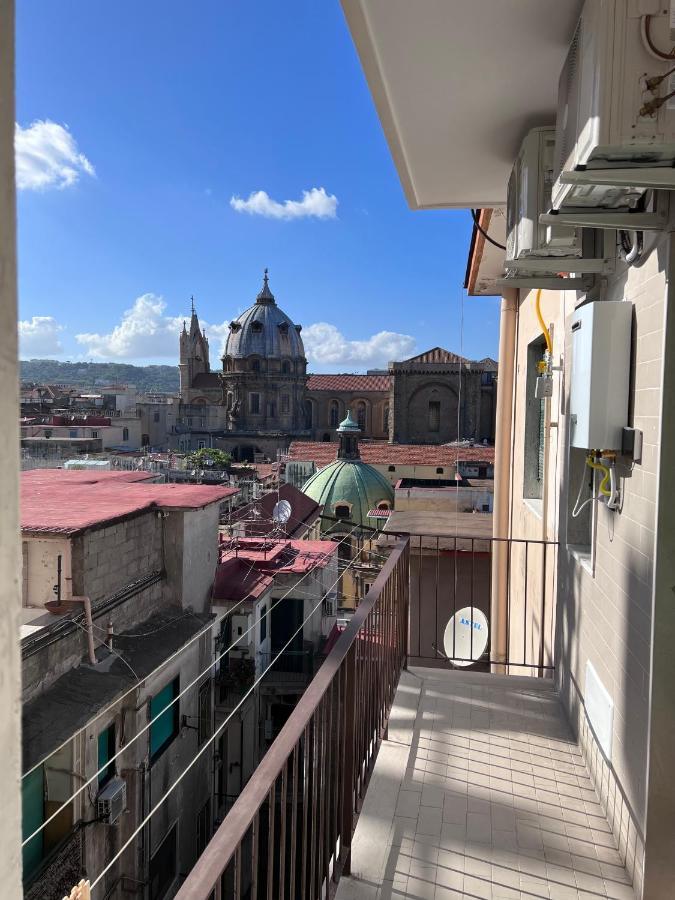 Medusa Duomo Guest House เนเปิลส์ ภายนอก รูปภาพ
