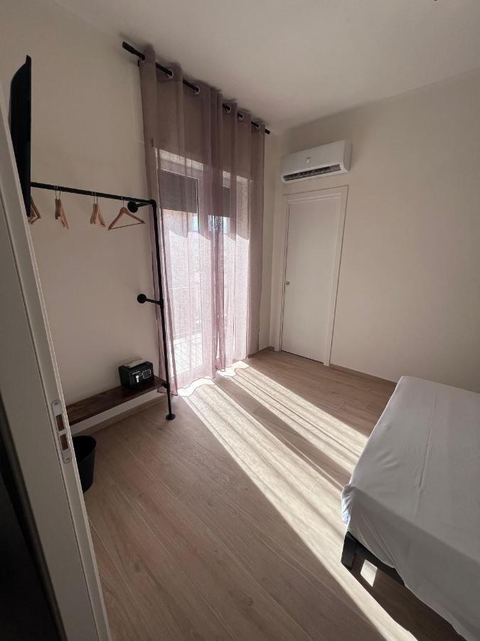 Medusa Duomo Guest House เนเปิลส์ ภายนอก รูปภาพ