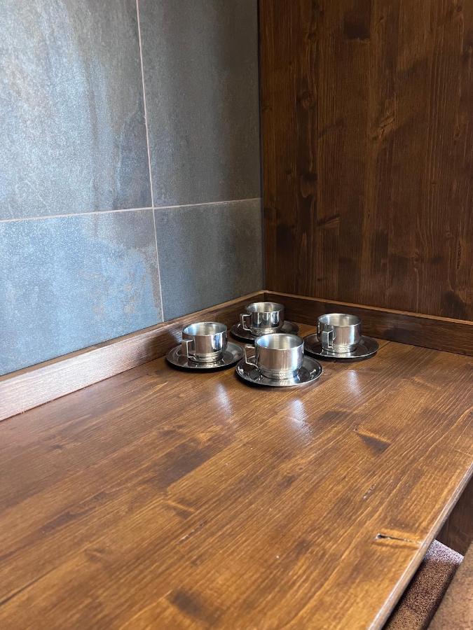 Medusa Duomo Guest House เนเปิลส์ ภายนอก รูปภาพ