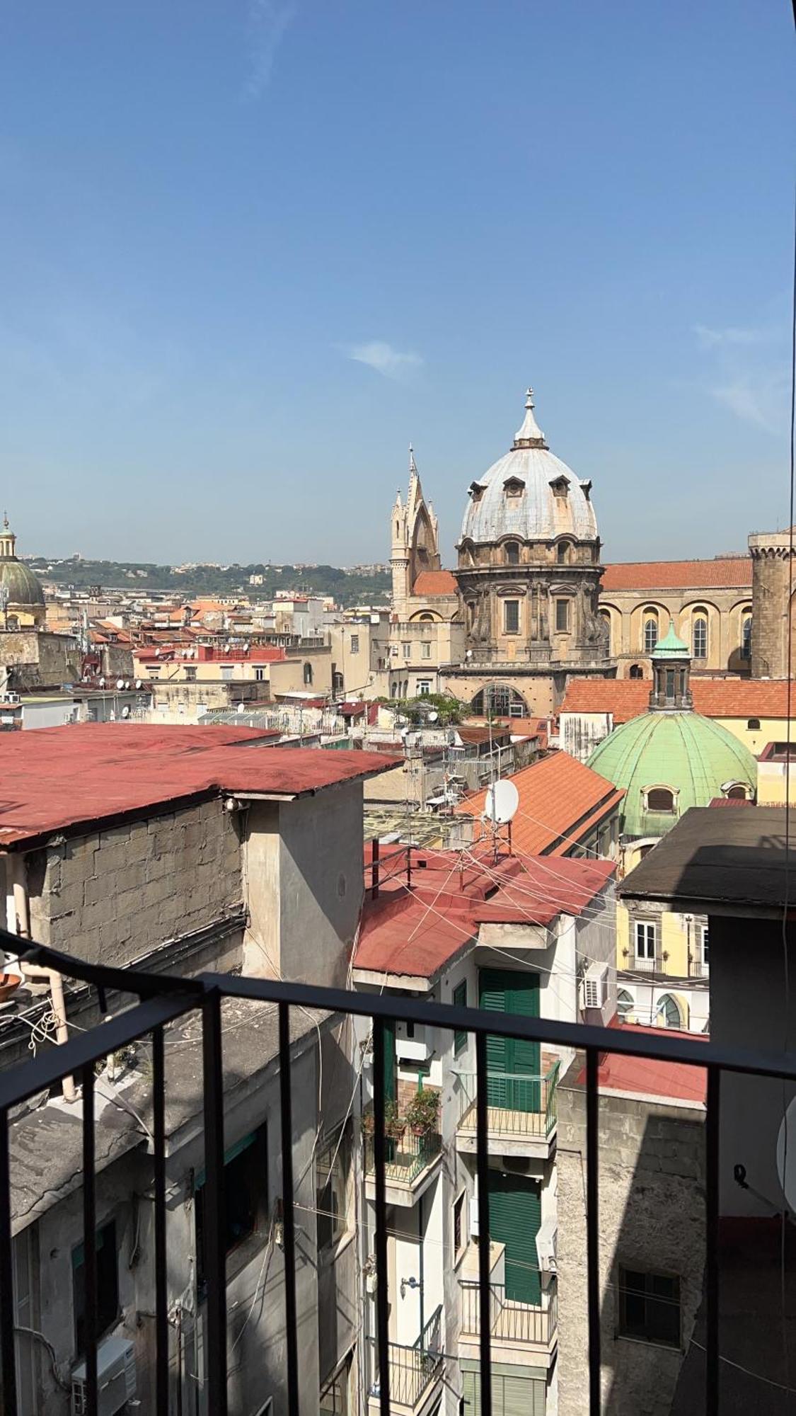 Medusa Duomo Guest House เนเปิลส์ ภายนอก รูปภาพ